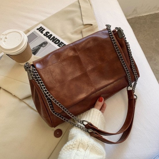 go-to chain leather bag